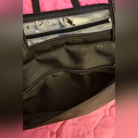 Danier 11" black laptop bag - Picture 6 of 7